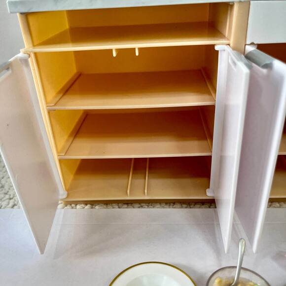 Rainbow High Doll House Furniture Kitchen Sink Counter Cabinet Replacement Lot - Picture 4 of 12